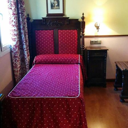 Hotel El Cisne Zaragoza Eksteriør billede