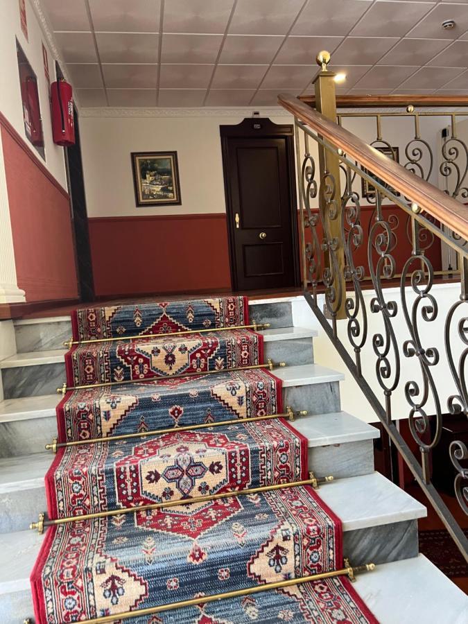 Hotel El Cisne Zaragoza Eksteriør billede