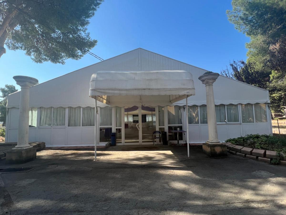 Hotel El Cisne Zaragoza Eksteriør billede