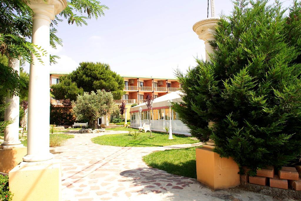 Hotel El Cisne Zaragoza Eksteriør billede
